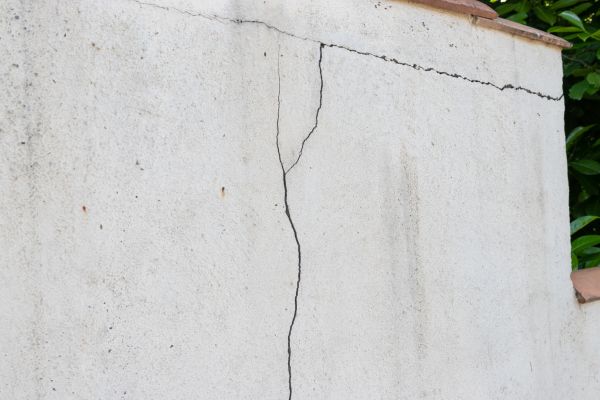 Foundation Crack Patching in Suffolk