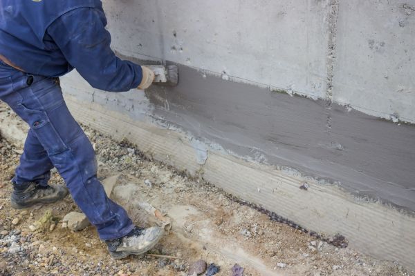 Cost of Foundation Crack Sealing in Suffolk